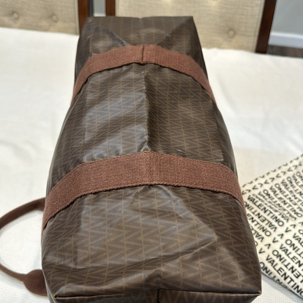 Authentic Mario Valentino weekend travel bag - Picture 7 of 14